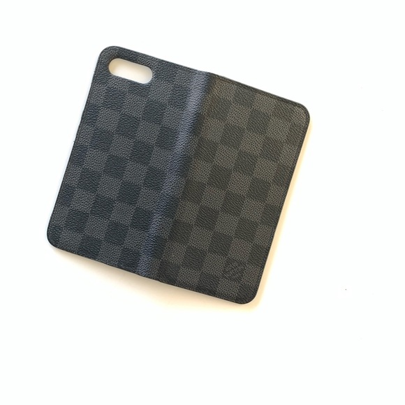 LOUIS VUITTON iPhone 7+/8+ Damier Graphite Folio - Picture 4 of 5